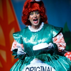 Puss-in-Boots-2017-1030