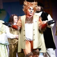 Puss-in-Boots-2017-1900