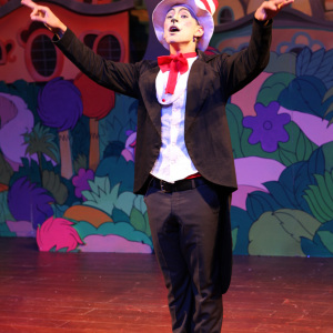 seussical-00640