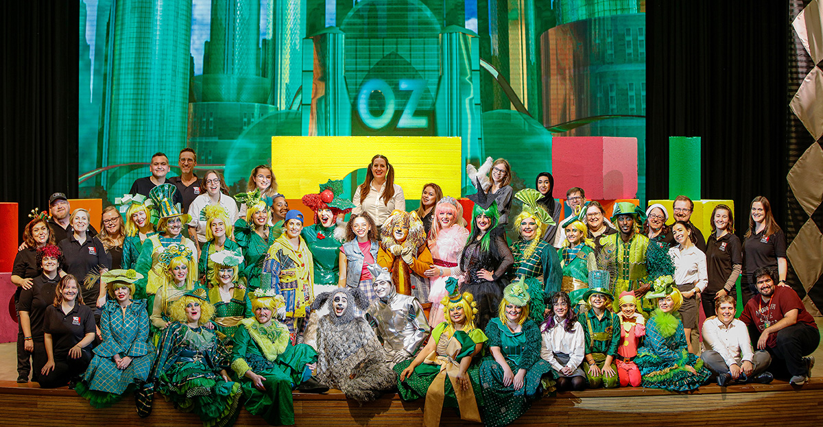 The SIK cast and crew on the 2022 pantomime, Wizard of Oz